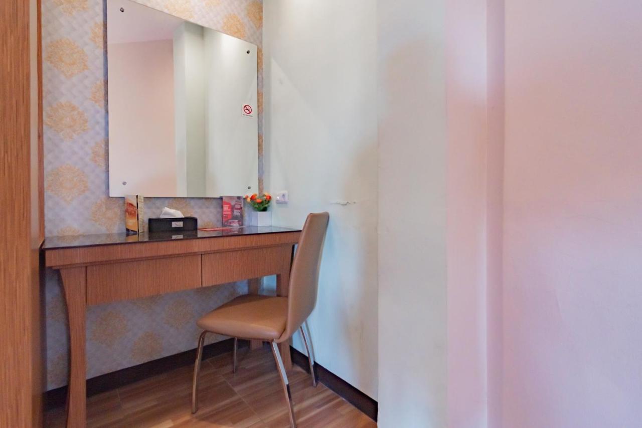 Reddoorz Premium Near Bandung Station Hotel Ngoại thất bức ảnh