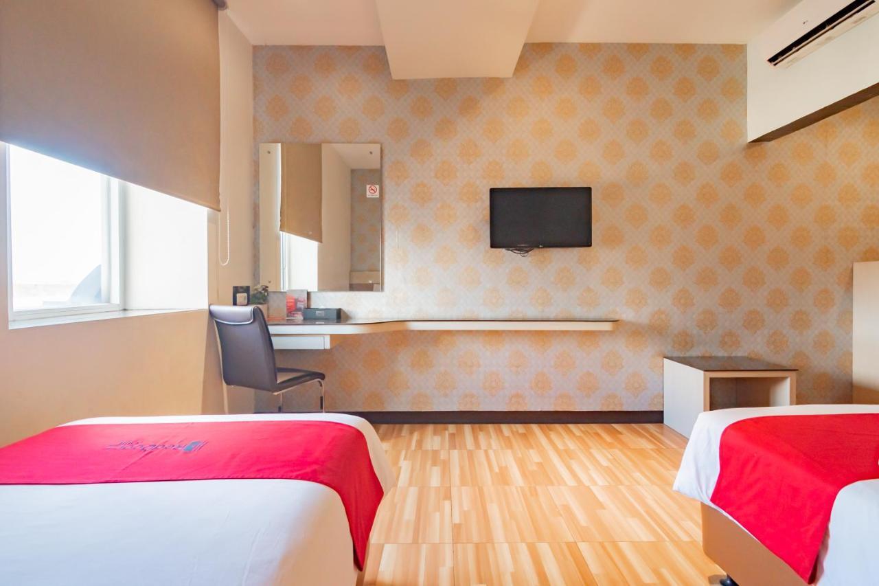 Reddoorz Premium Near Bandung Station Hotel Ngoại thất bức ảnh